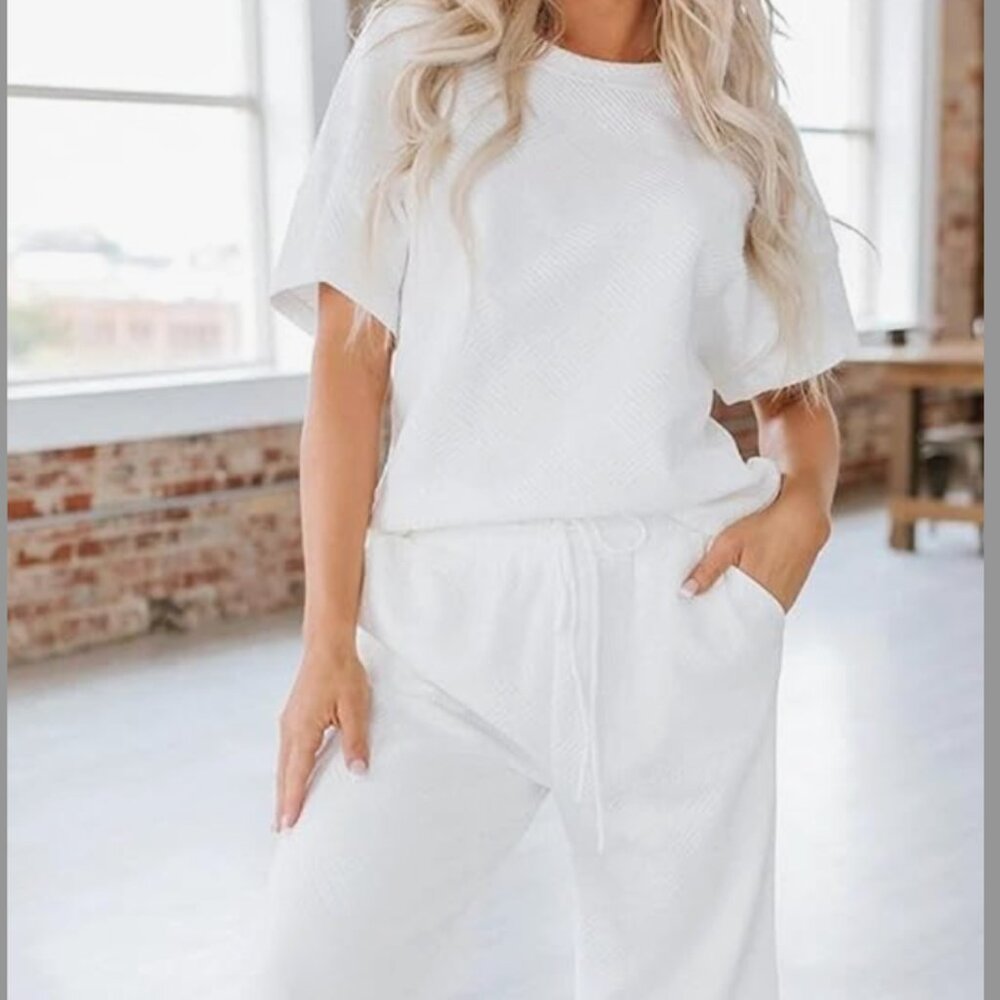 White Matching Set - Lounge Set - Size M